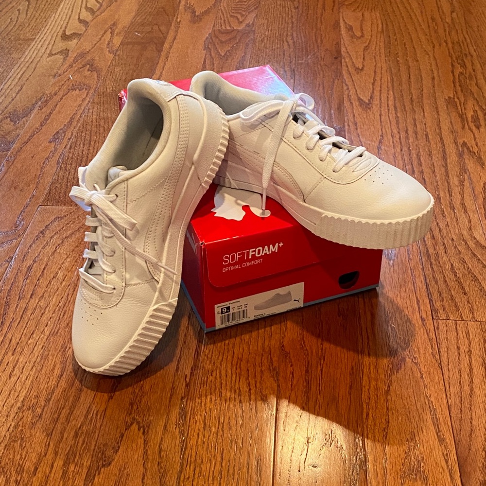 WOMEN’s PUMA SOFT FOAM SNEAKERS